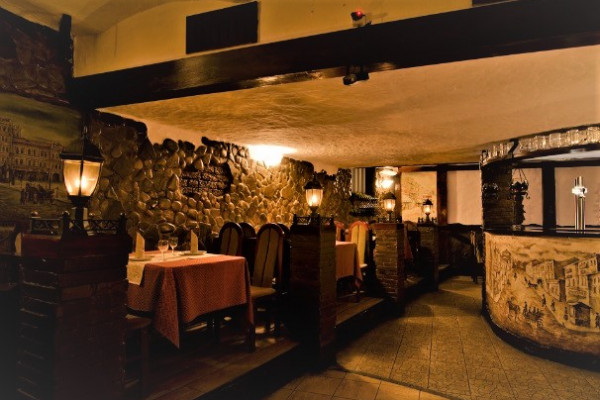 Продажа помещение ресторана  в историческом центре Киева – на  Подоле